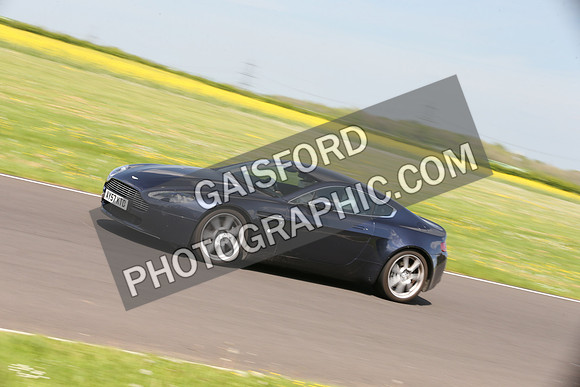 Aston Martin 1235