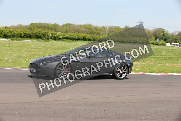Aston Martin 0333