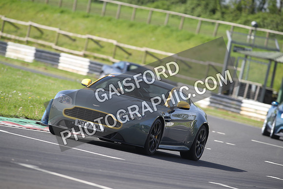Aston Martin 0703