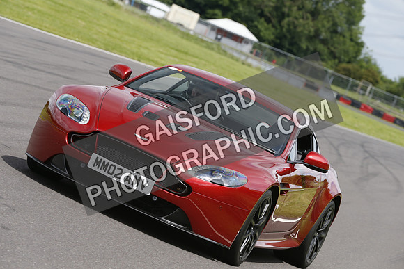 Aston Martin 0853