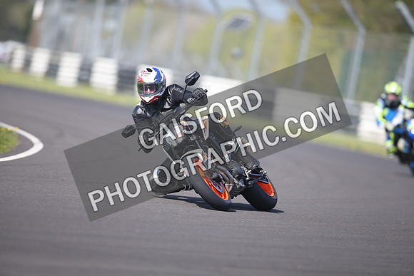 BIKES 1050