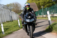 Triumph Daytona black