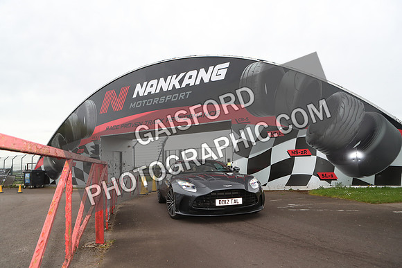 ASTON 0252
