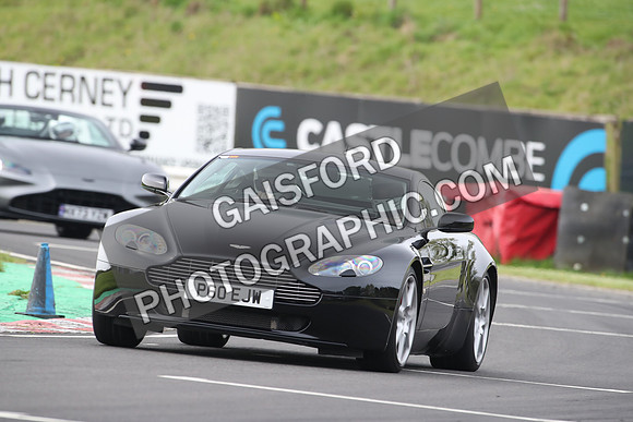 ASTON 0402