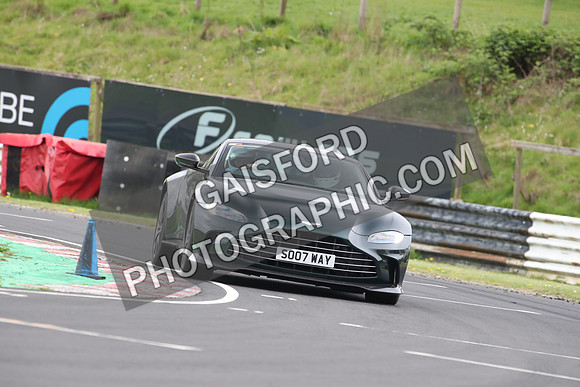 ASTON 1142