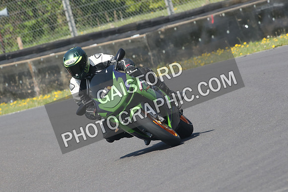 BIKES 1090