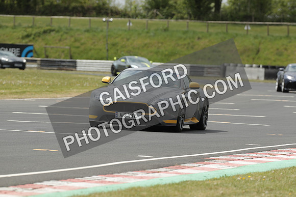 ASTON 1026