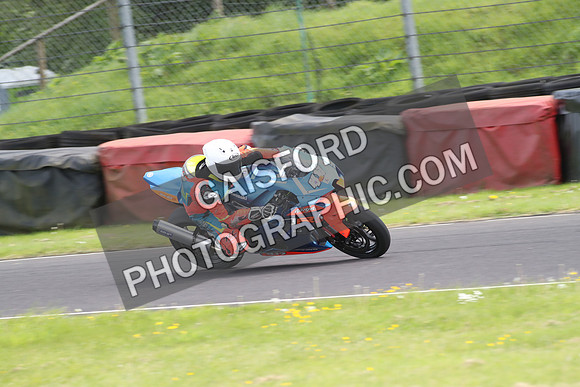 PREMIER 2005