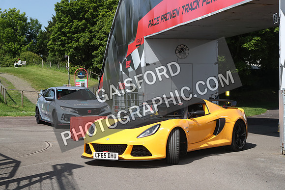 LOTUS 0185
