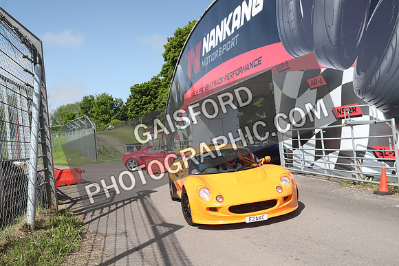 LOTUS 0182