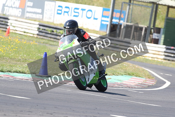 BIKES 1052