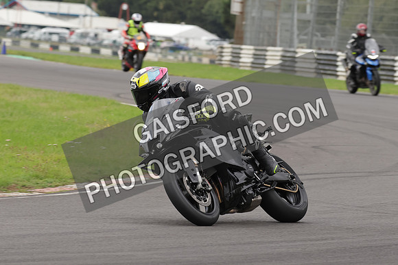 BIKES 1050
