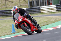 Triumph Daytona red