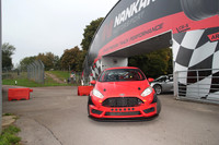 ( Ford Fiesta Red )