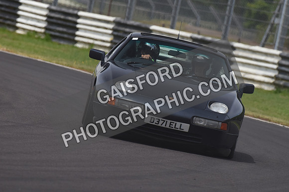 Porsche 928 0411