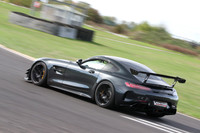 ( Mercedes Black )