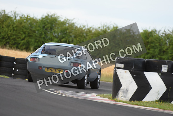 Porsche 928 1570