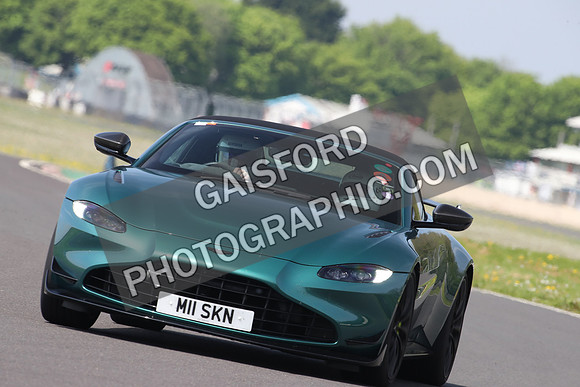 Aston Martin 0593