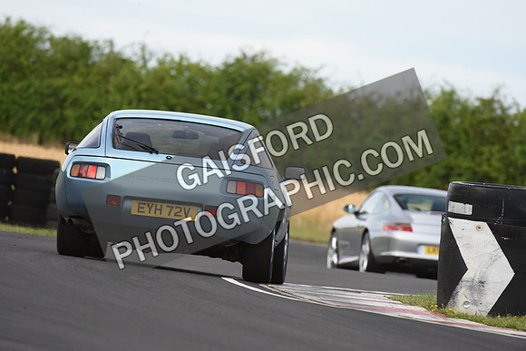 Porsche 928 1567