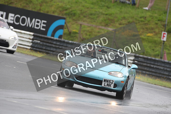 JDM Combe 1043