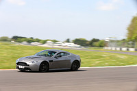 Aston Martin 0145