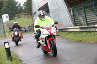 Yamaha R1 white n red
