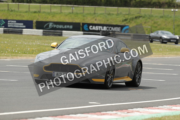 ASTON 1029