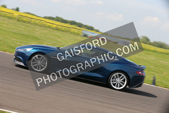 Aston Martin 0135