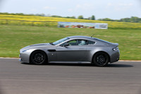 Aston Martin 0076