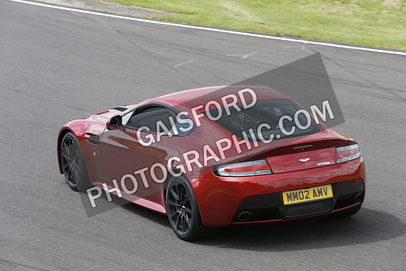 Aston Martin 0845