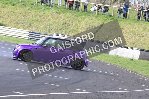 Spring Action 0552
