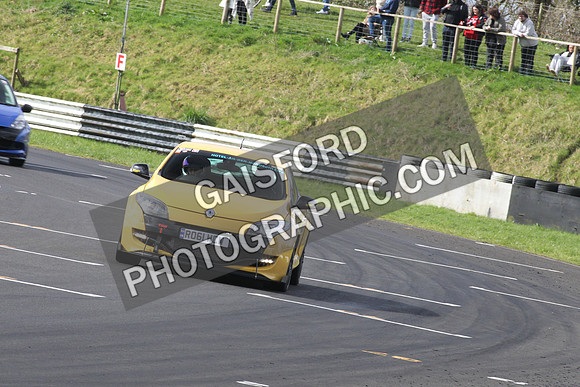 Spring Action 0559