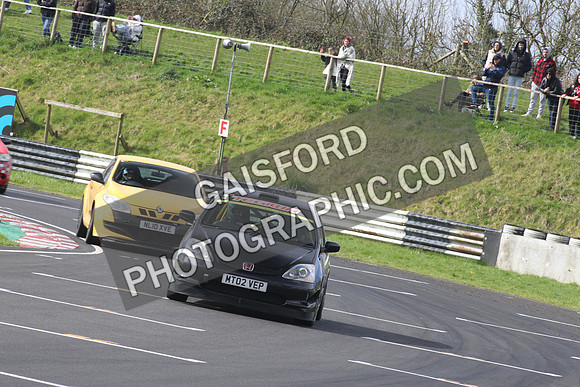 Spring Action 0564