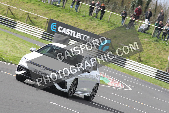 Spring Action 0747