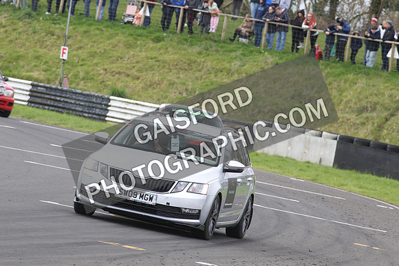 Spring Action 0890