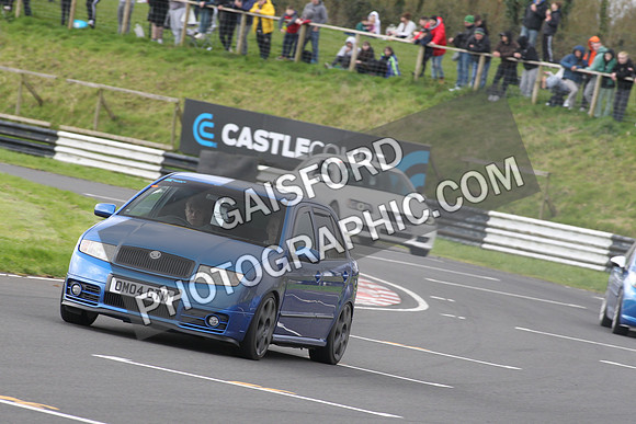 Spring Action 0939