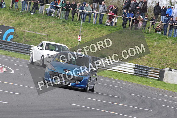 Spring Action 0940