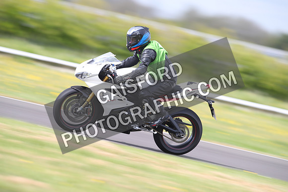 Bikes 1050