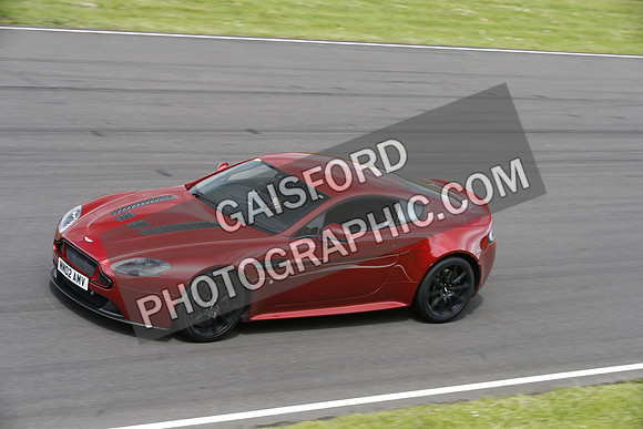 Aston Martin 0843