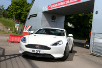 Aston Martin 0040