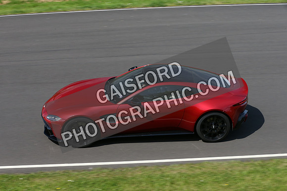 Aston Martin 0440