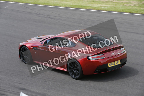 Aston Martin 0839