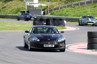 Aston Martin 1045