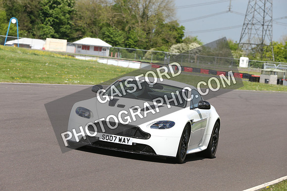 Aston Martin 1147