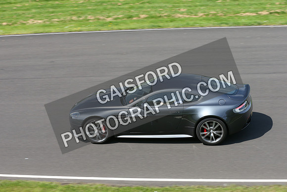 Aston Martin 0446