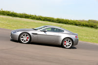 Aston Martin 0409
