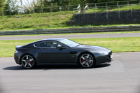 Aston Martin 0275