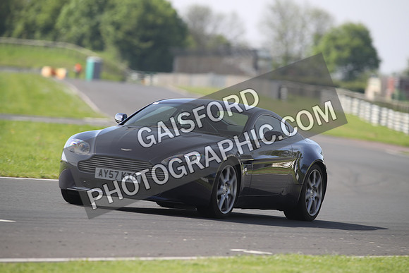 Aston Martin 0743