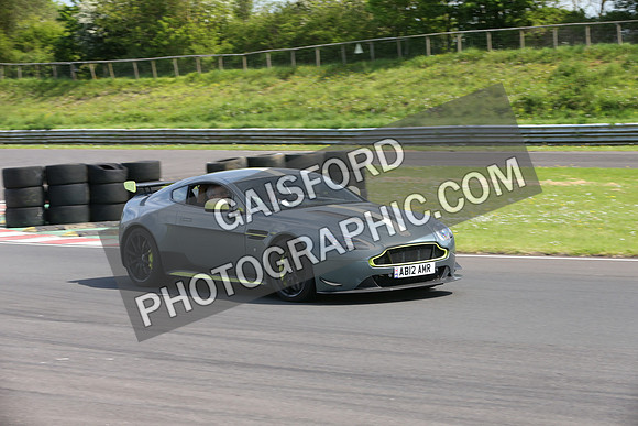 Aston Martin 0263