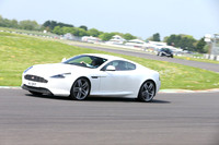 Aston Martin 0090